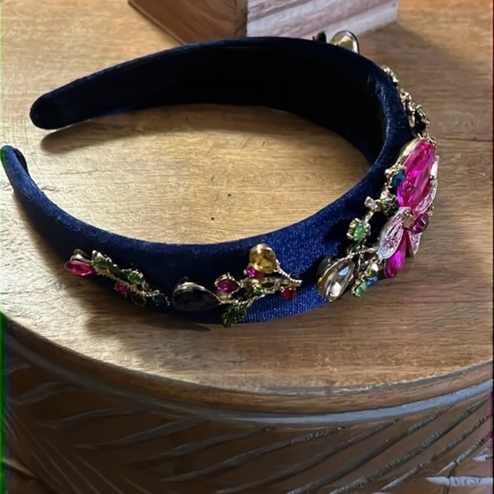 Elegant Flowers and Rhinestones headband / Tiara